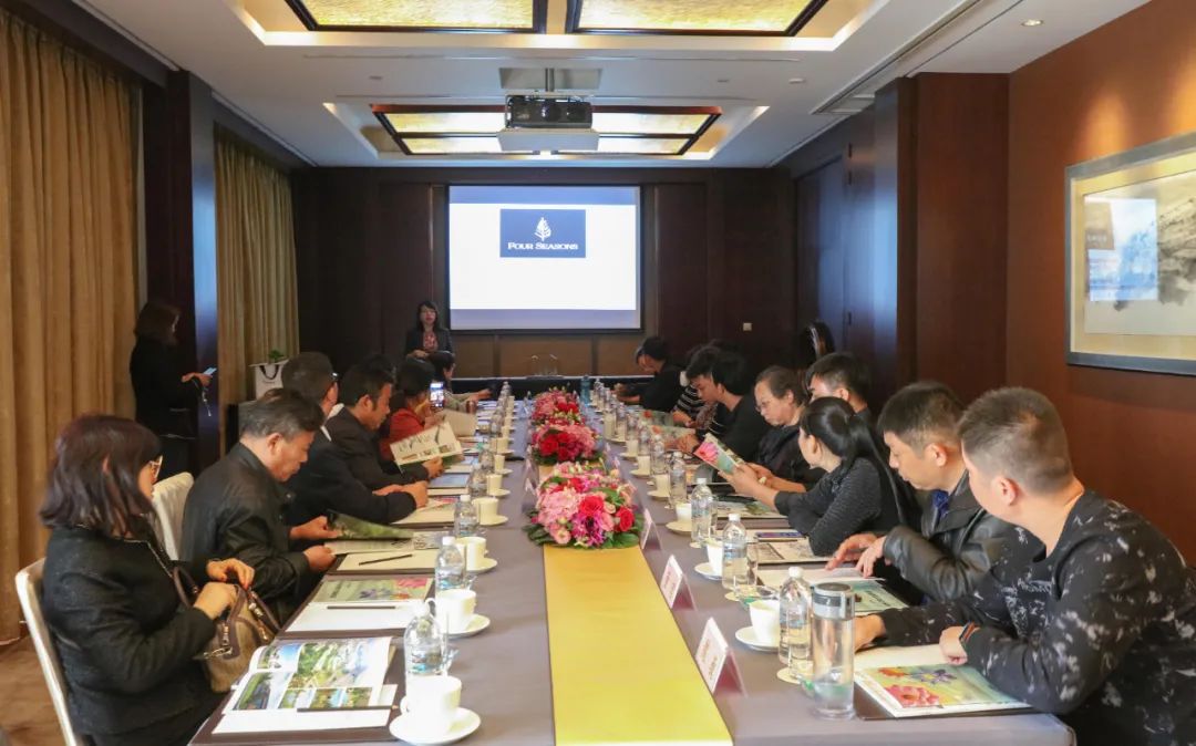 南陽城建及園林行業(yè)組團赴人文園林考察交流