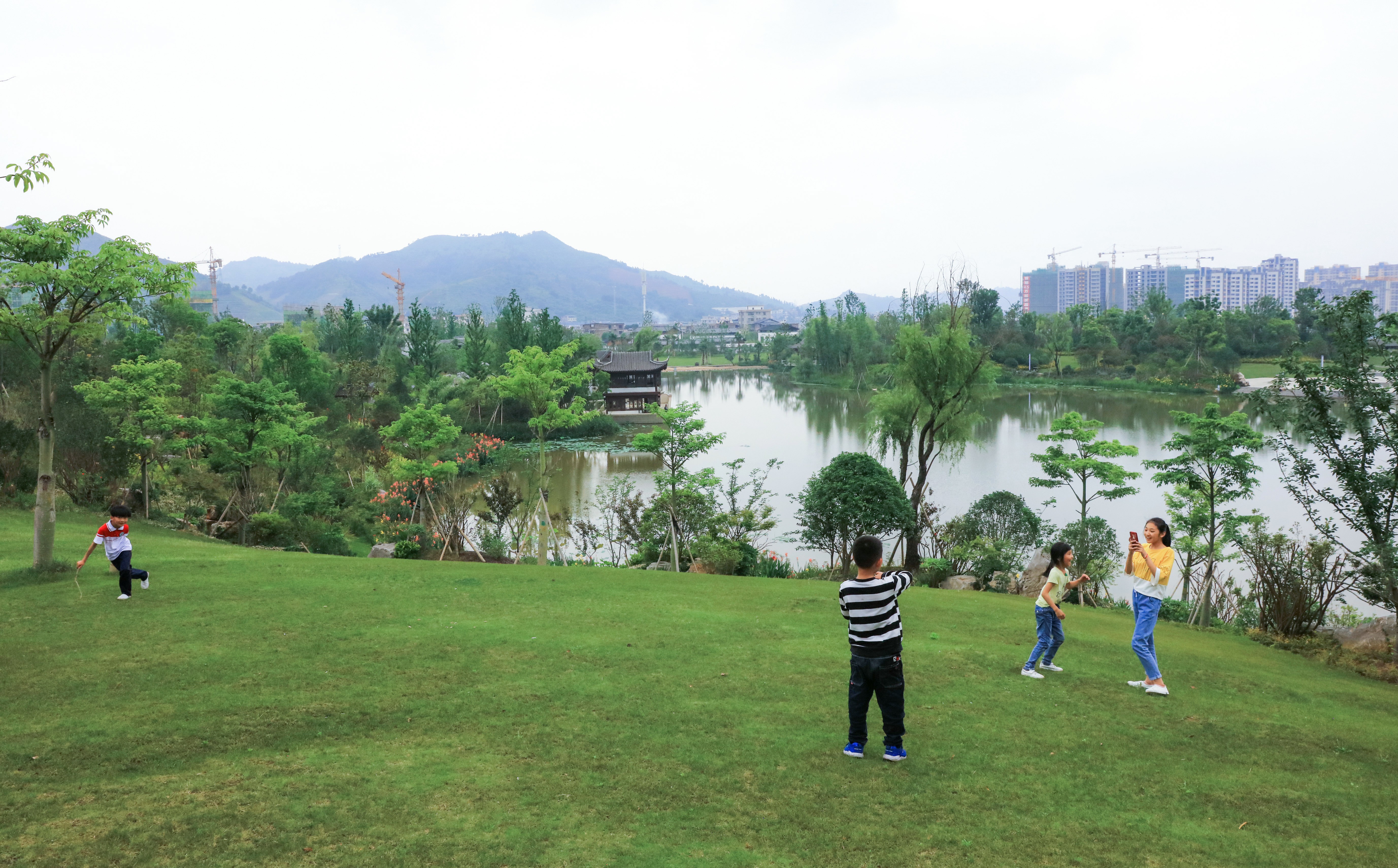 【行業(yè)要聞】住房和城鄉(xiāng)建設(shè)部辦公廳關(guān)于開展城市公園綠地開放共享試點工作的通知