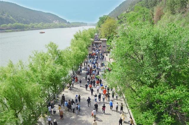 1682390238153279D819.jpg 640 (11).jpg